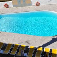 Los Juncos I Apartments