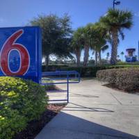Motel 6 Orlando International Drive