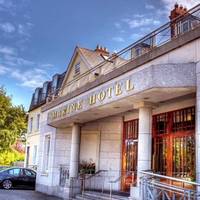 Marine Hotel