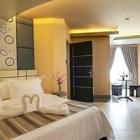 Eloisa Royal Suites