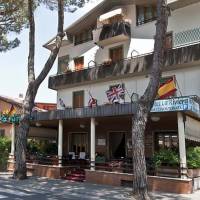 La Riviera Hotel