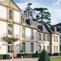 Le Chateau de Sully