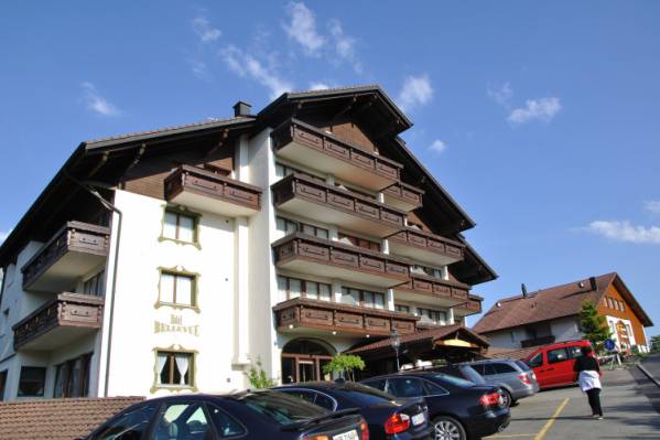 Hotel & Naturhaus Bellevue, вид на отель