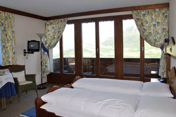 Hotel & Naturhaus Bellevue, номер