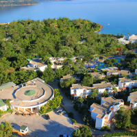 Cande Onura Holiday Village