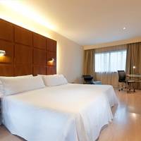 TRYP Valencia Azafata Hotel