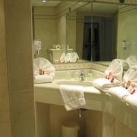 Le Rocher Hotel