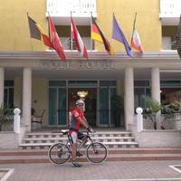 Golf Hotel