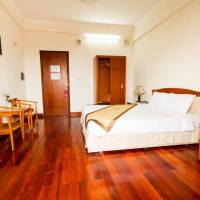 Holiday View Hotel