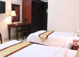 Hung Long Harbour Hotel