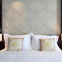 CenDeluxe Hotel