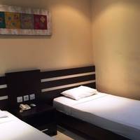 Sri Ratu Cottages