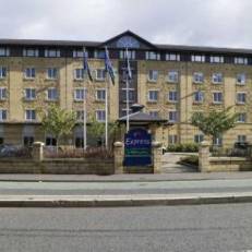 Holiday Inn Express Waterfront