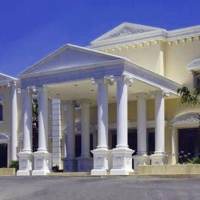 Newport Hotel