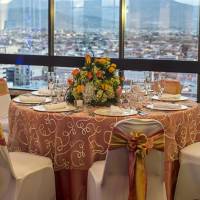 Aurola Holiday Inn
