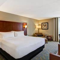 Holiday Inn Oakville Centre