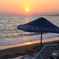 Sunset Beach Club (Seahorse Apartment 13)