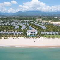 Melia Vinpearl Cam Ranh Beach Resort 