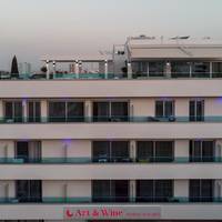 Art & Wine Studios and Apts