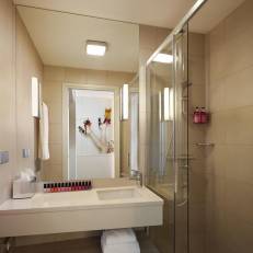 MOXY Aberdeen Airport