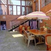 Old Meidan Hotel