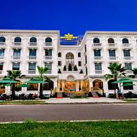 Crown Nguyen Hoang Hotel
