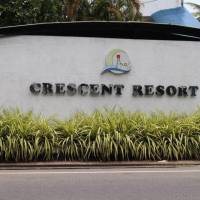 Crescent Resort