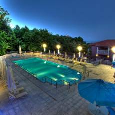 Dryades Hotel