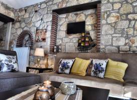 Sunstone Villas