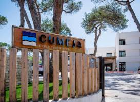 CUMEJA Beach Club & Hotel