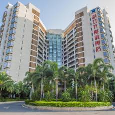 Sanya Seacube Holiday Hotel