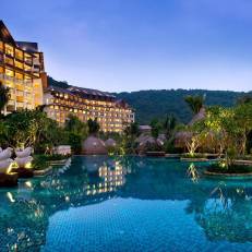 ShiXiShu JianGuo Yalong Bay Resort Hotel