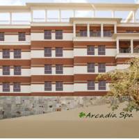 Arcadia Spa ex. Red Mountains