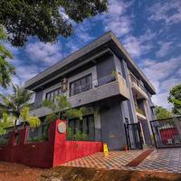 Treehouse Sonnet- A Boutique Hotel