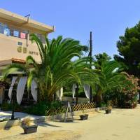 Golden Beach Hotel