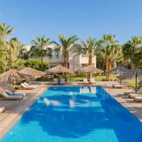 Tamra Beach Resort