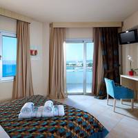 Molos Bay Hotel
