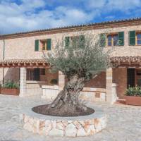 Hotel Rural Es Riquers