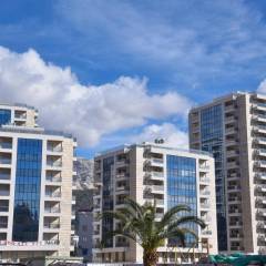 Luxury Fontana Apartments