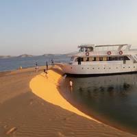 Safari Boat Nubian 1