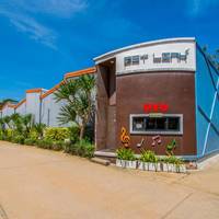 OYO 446 Get Link Hip Hotel