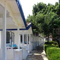 Mavi Beyaz Hotel Beach Club