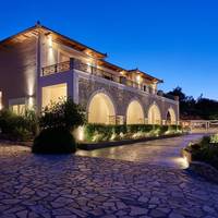 Serenus Luxury Villa