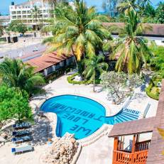 Best Western Jangwani Sea Breeze Resort