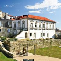 Condes de Azevedo Palace Apartments