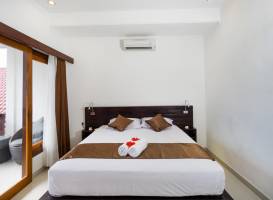 Nyuh Gading Home Stay