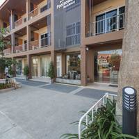 Poolsawas Residence