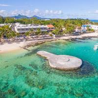 Le Peninsula Bay Beach Resort & Spa