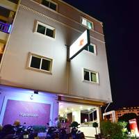Squareone - Hostel