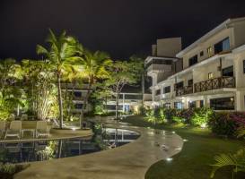 Coronado Golf & Beach Resort